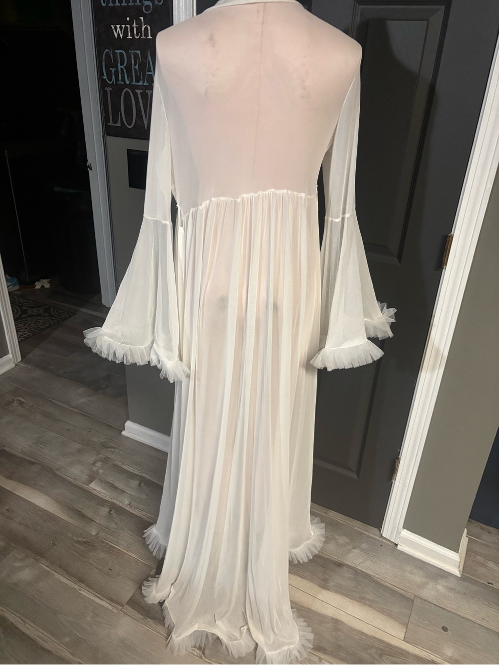 Vintage Sheer White Long Ruffled Robe - Picture 5 of 9